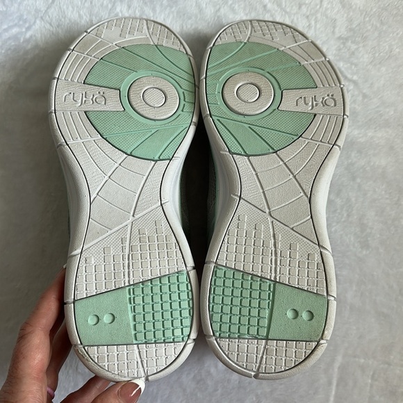 Ryka Memory Foam Women’s Comfortable Athletic Walking Running Sneakers 9.5 EUC - Picture 7 of 9